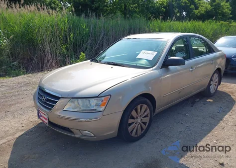 2009 Hyundai Sonata Limited z USA, uszkodzony, nr VIN 5NPEU46C09H508990